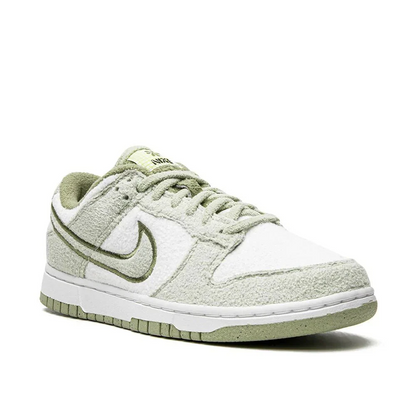 Nike Dunk Low SE "Fleece Pack - Honeydew"